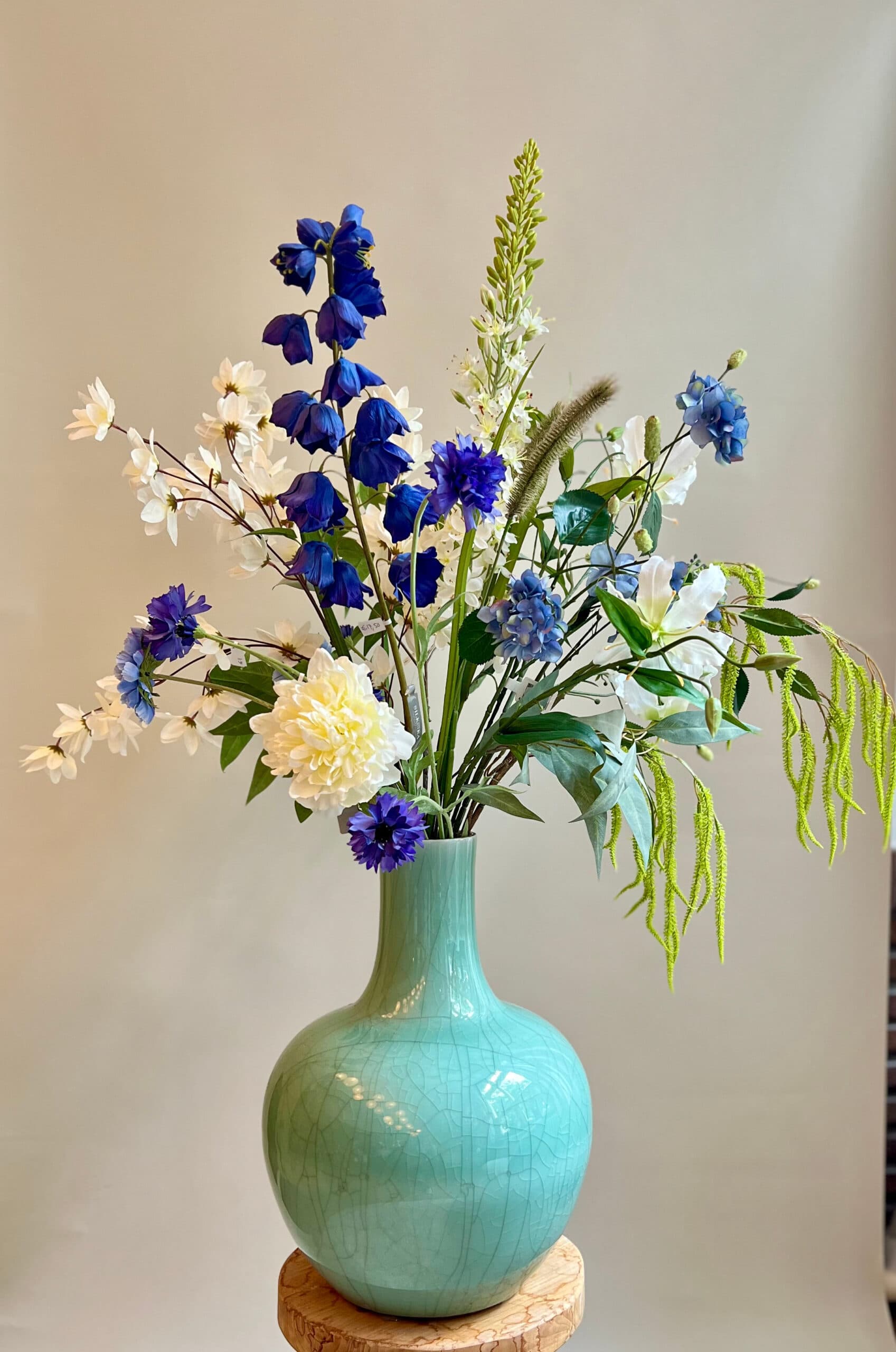 Boeket Blue Beauty met blauwe zijden bloemen