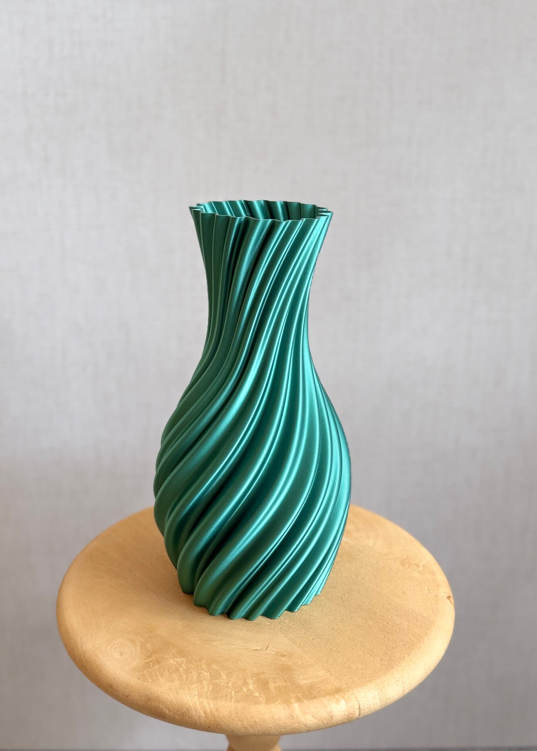3D geprinte unieke vaas, glossy green  33cm 2