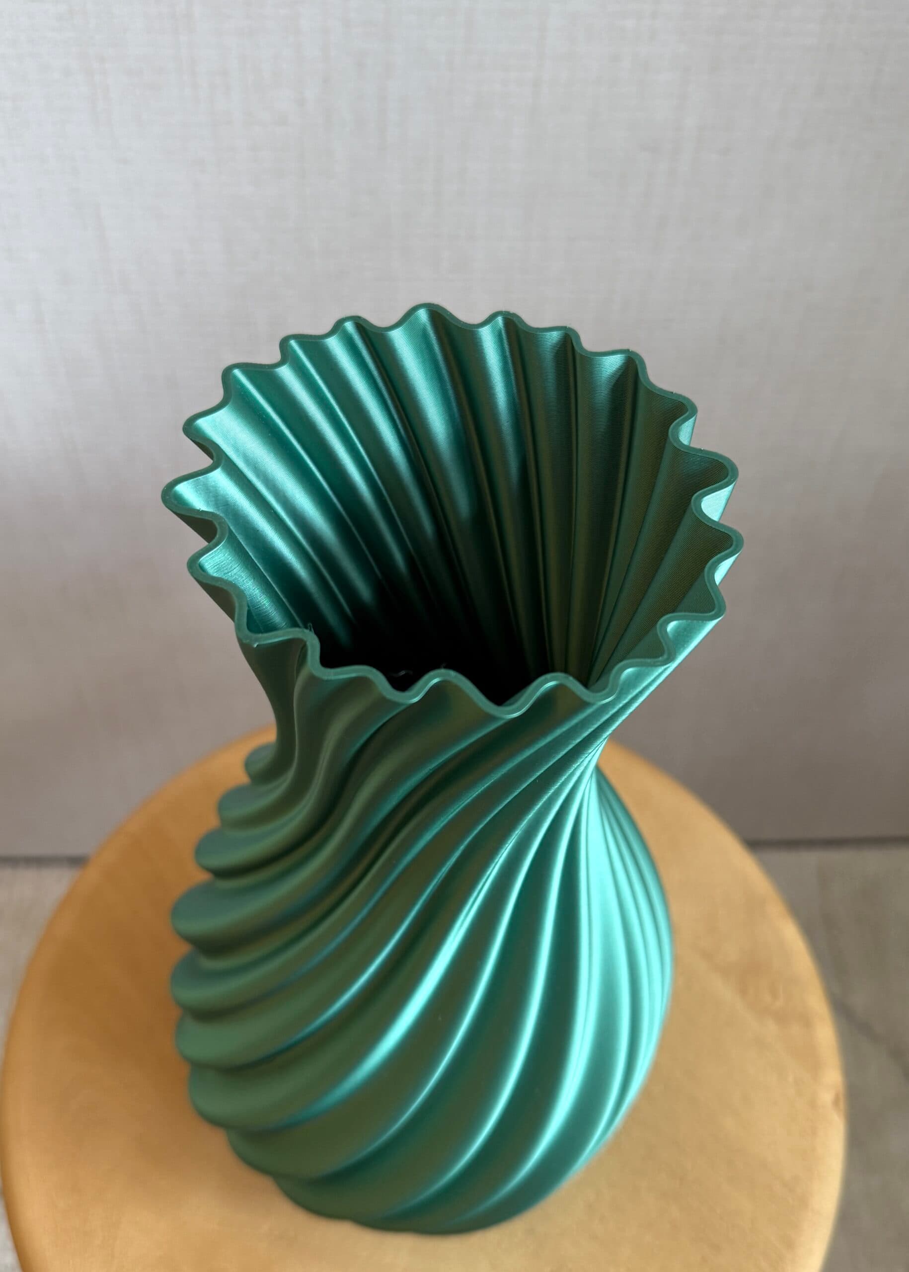 3D geprinte unieke vaas, glossy green  33cm 3