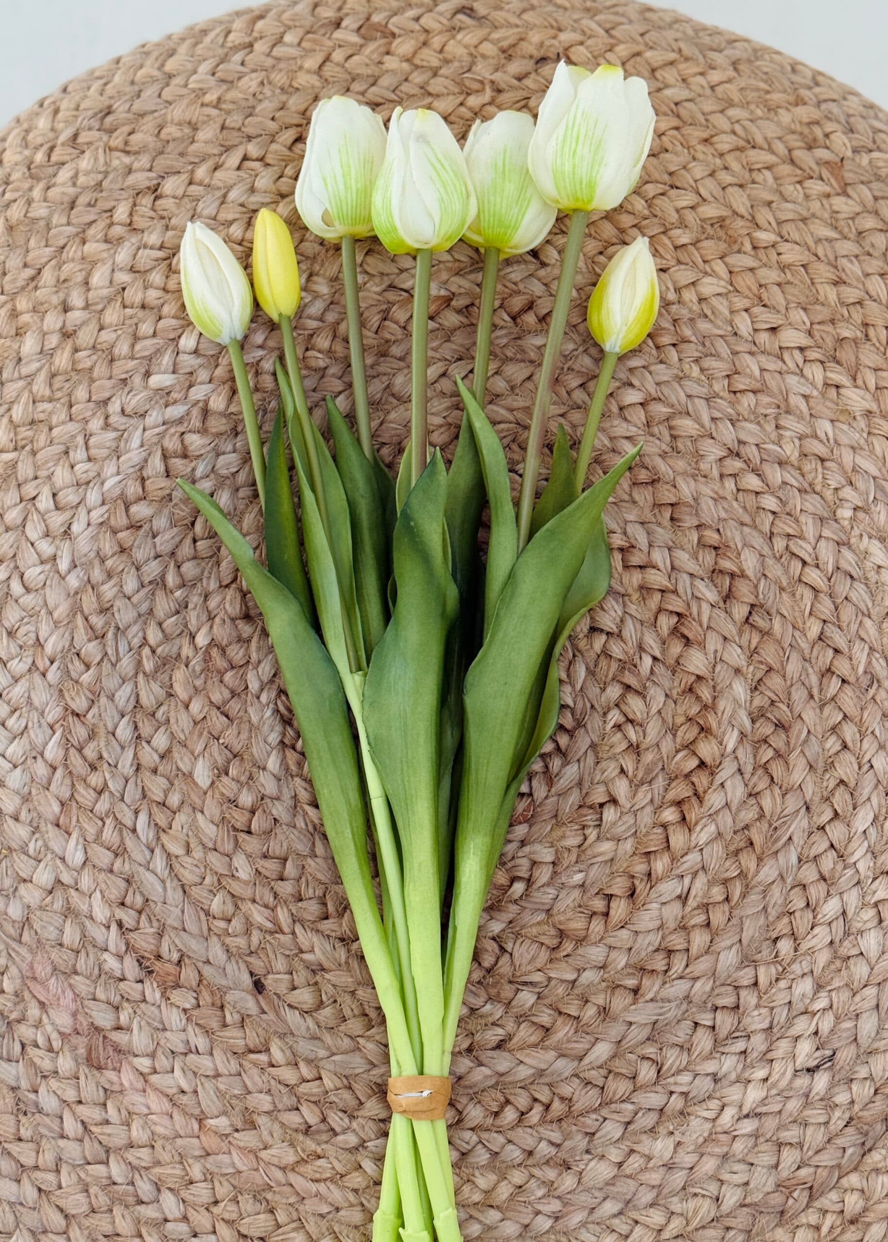 Bosje 7 kunsttulpen wit 47cm 2