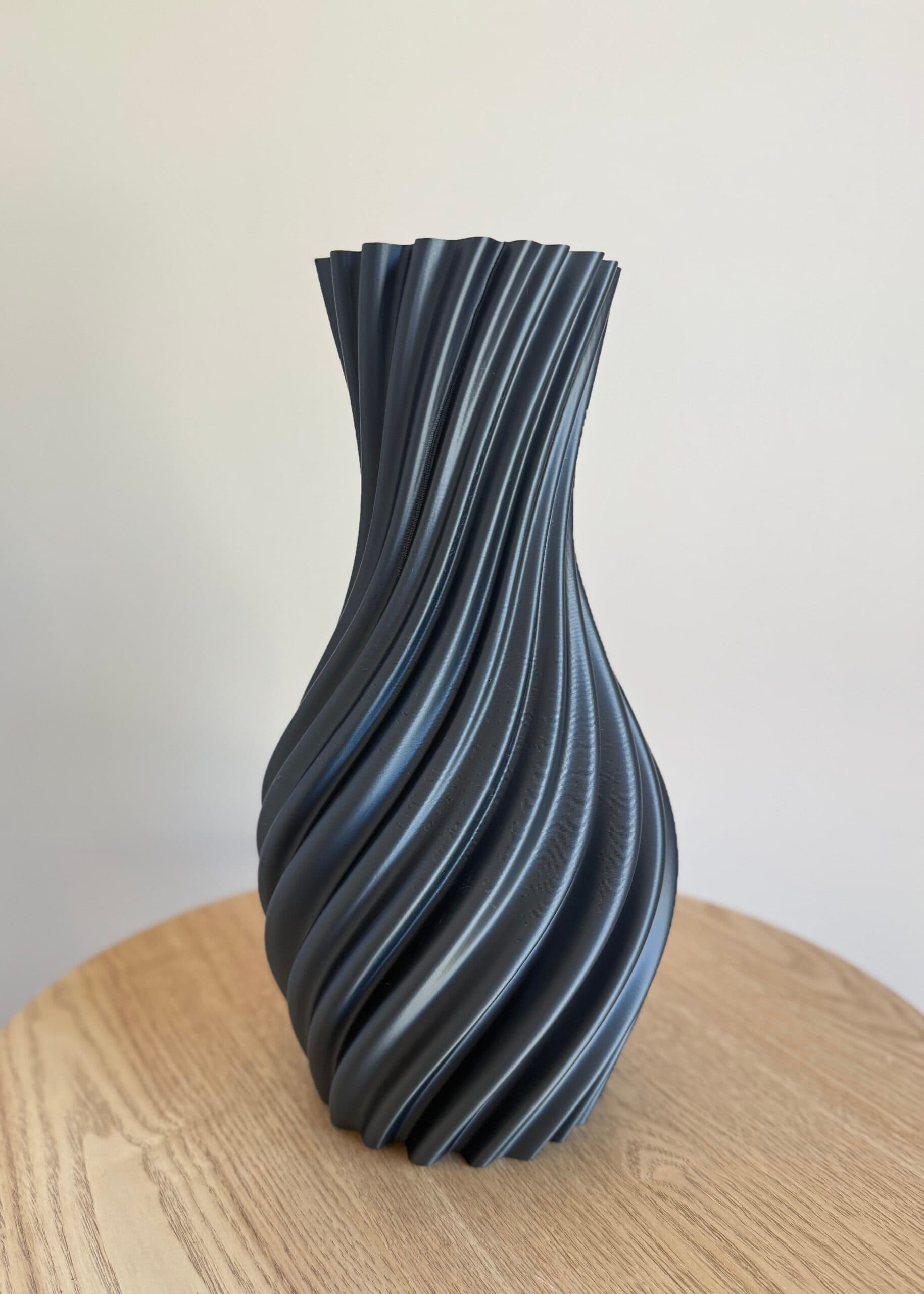 3D geprinte vaas soft black 33cm