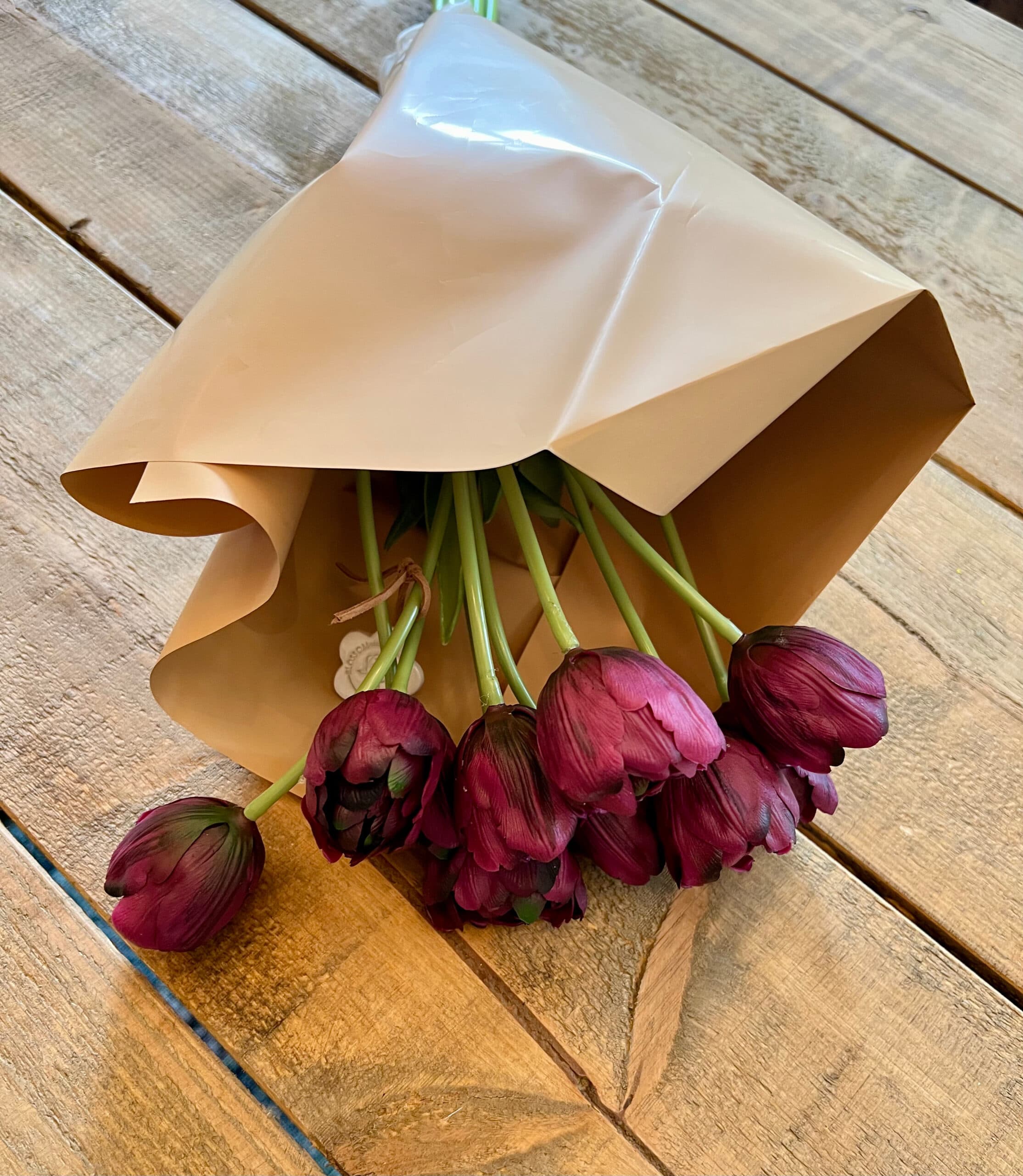 Boeket Bordeaux tulp 3