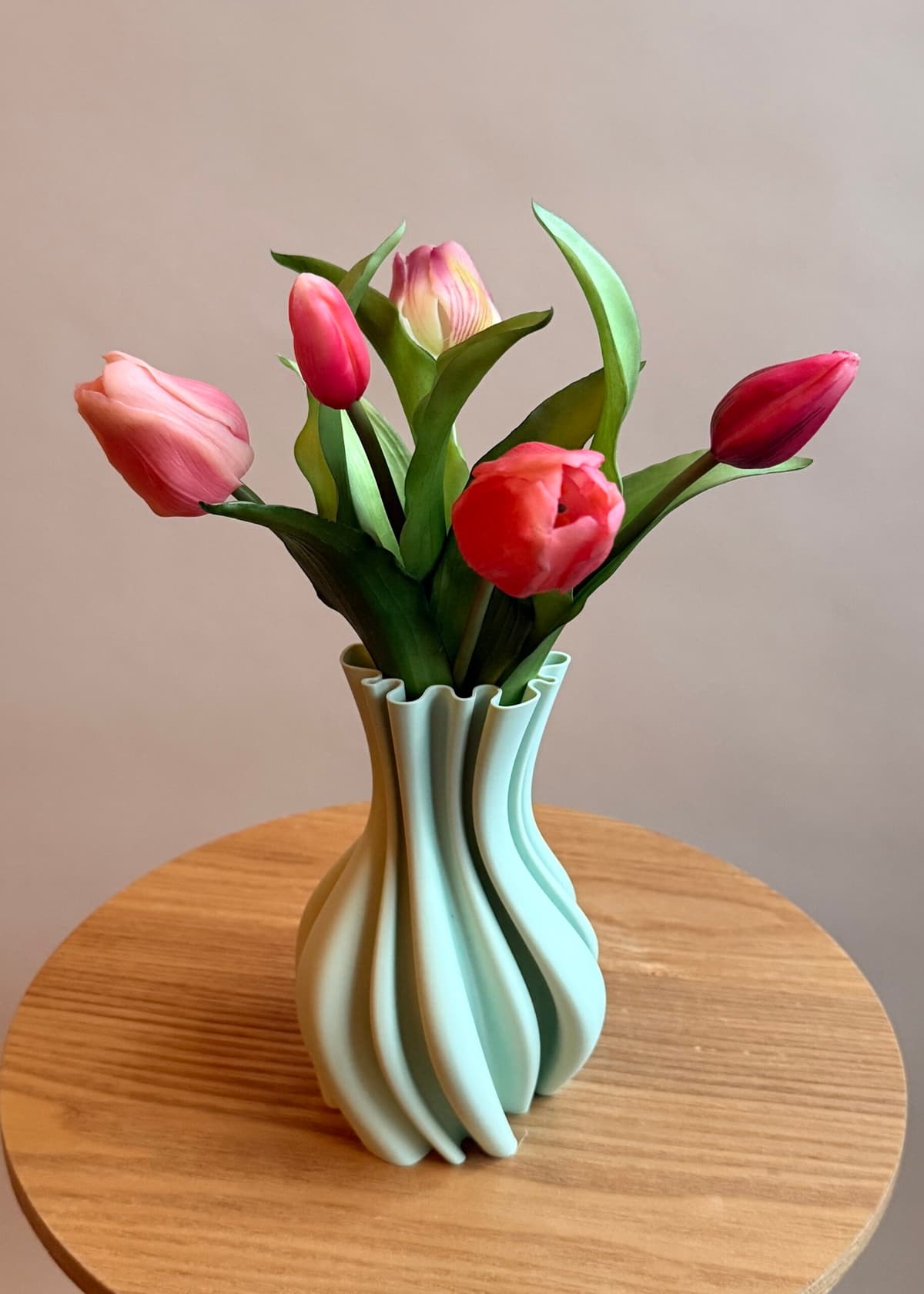 3D-geprint vaasje met kunsttulpen
